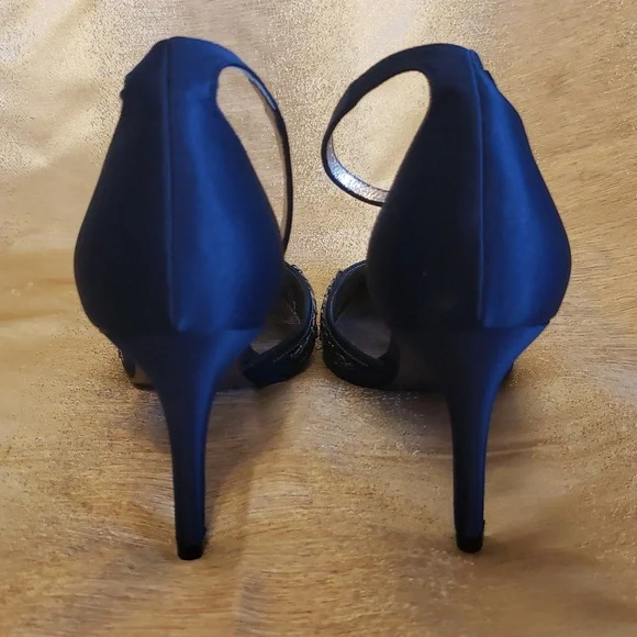 NWoT Adrianna Papell Navy Blue Satin Beaded Pointed Toe Pump, Size 7.5 - Picture 10 of 16